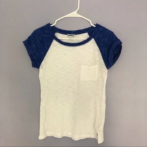 express xs white and blue t-shirt with pocket
